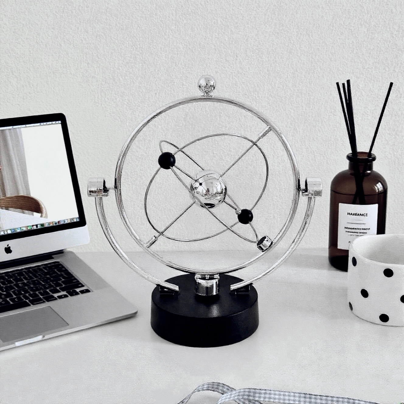 ins风高级感家居客厅办公室桌面