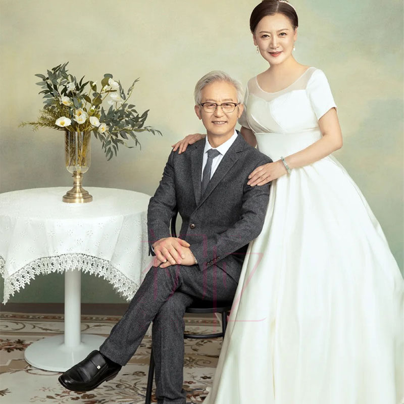 新款影楼白色婚纱主题拍照服装金婚中老年结婚纪念日男士西装套装