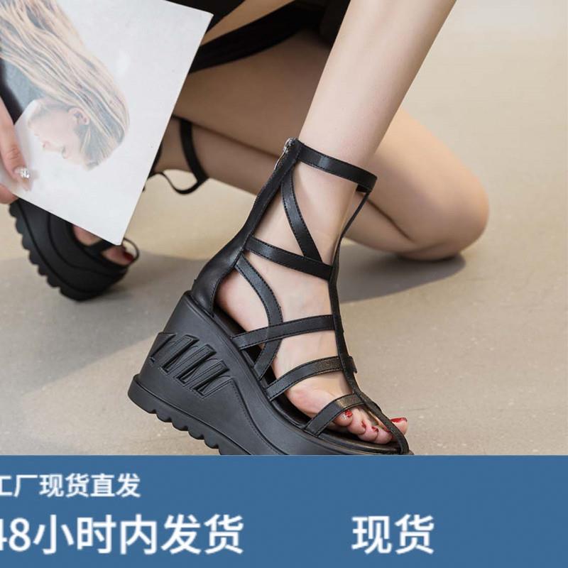厚底增高10CM罗马凉鞋女2025新款时尚小个子绑带交叉坡跟凉靴显瘦图片