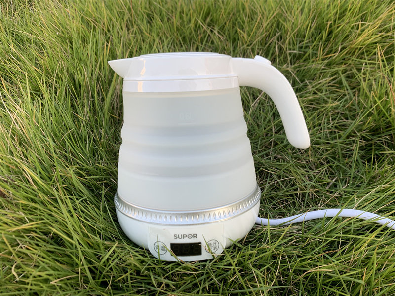 苏泊尔06J006折叠电热水壶旅行外出600ML小容量开水煲 送收纳袋