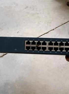 议价TP-LINK TL-SF1016D黑色以太网交换机，金属外