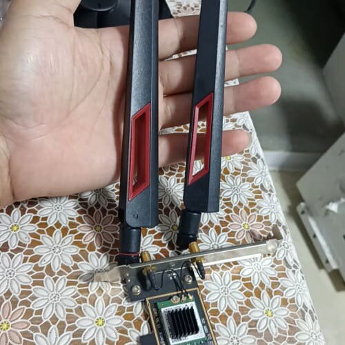 议价ax200ngw带天线闲置。有两个天线