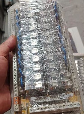 议价bore继电器模组G2R-OR24A 配继电器正常