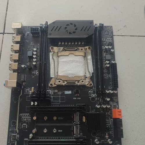 议价昂讯X99 DS4主板 品 成色还可以 接口齐全 支持2图片