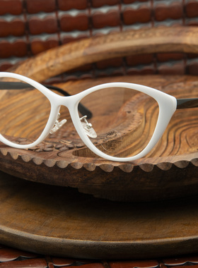 带鼻托白色框眼镜框女士款猫眼tr90近视眼镜架小香风无度数平面镜