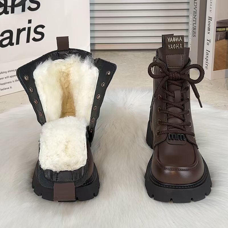 羊毛马丁靴女冬皮毛一体雪地靴防寒保暖棉靴加绒加厚底防滑大棉鞋