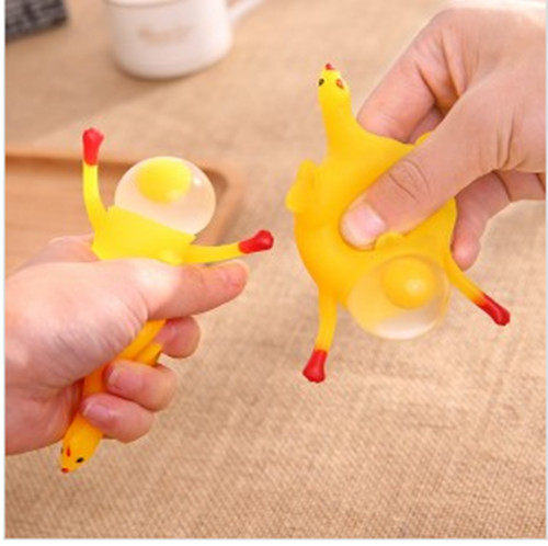 韩国创意玩具挤蛋小鸡搞怪发泄鸡钥匙扣恶搞下蛋减压整蛊地摊热卖
