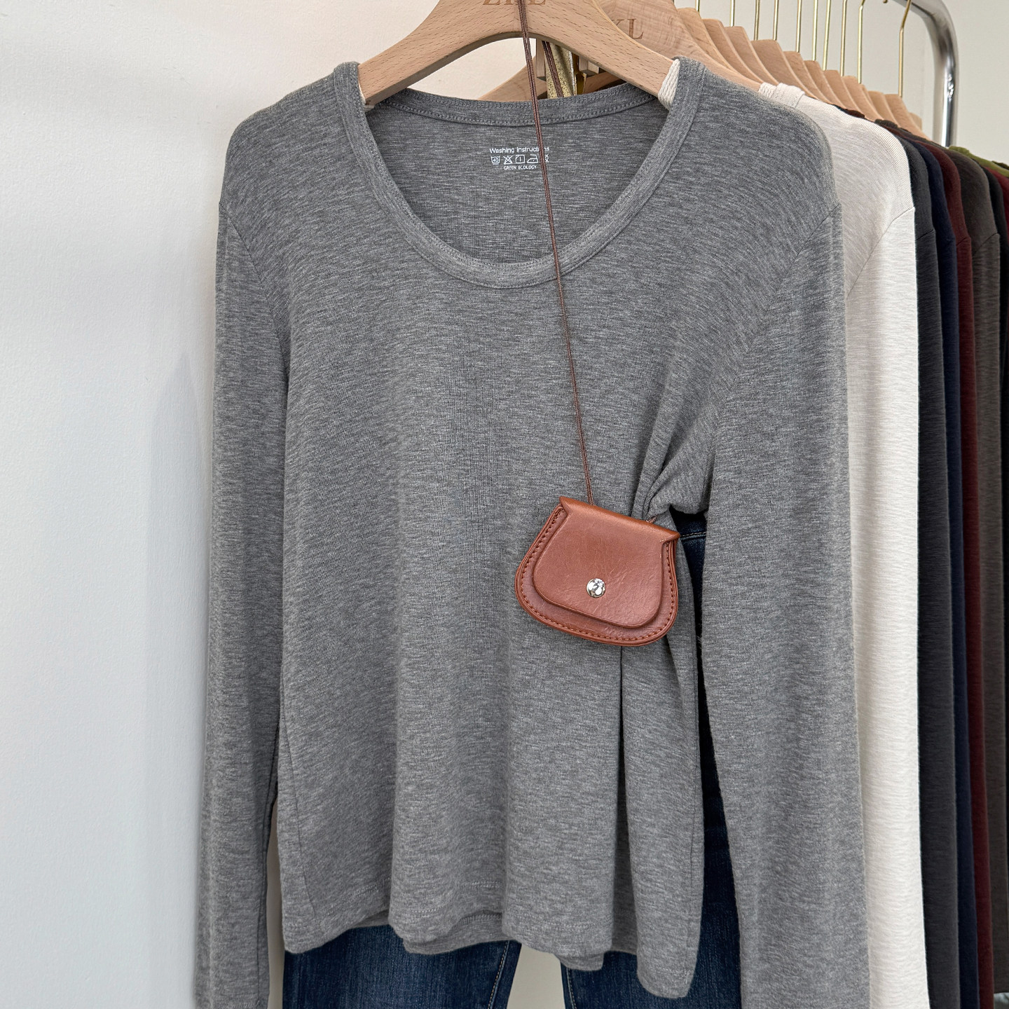 纯欲U领雪花棉长袖t恤女秋冬季韩系正肩小衫叠穿外套净版打底上衣,女装/女士精品,T恤,淘宝优惠券,粉丝福利购,淘宝优惠卷