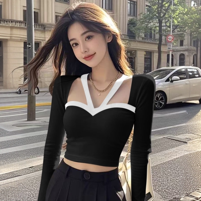 纯欲撞色挂脖修身短款长袖上衣女