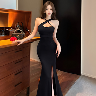性感交叉露背吊带连衣裙收腰法式小众开叉鱼尾吊带包臀礼服中长裙