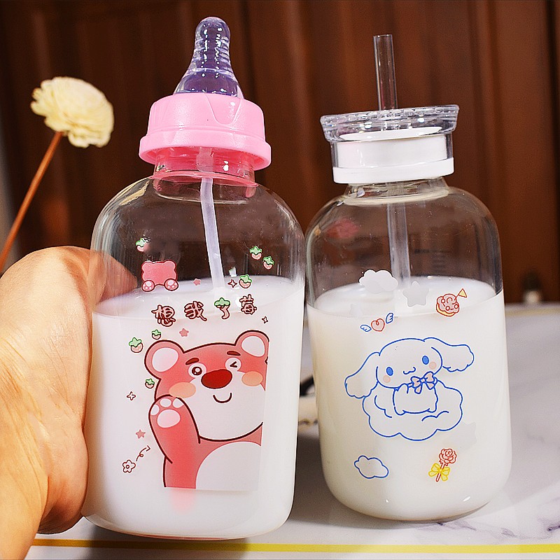 少女大学生奶嘴式喝水杯网红潮流