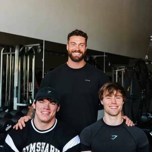 GYMSHARK克里斯鲨鱼联名短袖T恤纯棉做旧水洗运动健身显大bum短袖