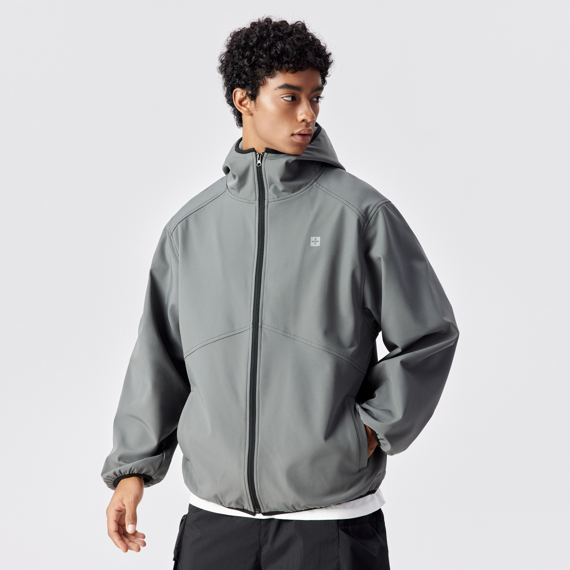 梭织连帽拉链式梭织外套