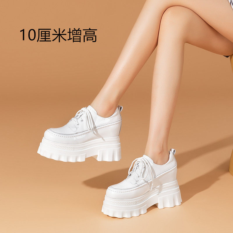 小个子漆皮内增高松糕小白鞋新款