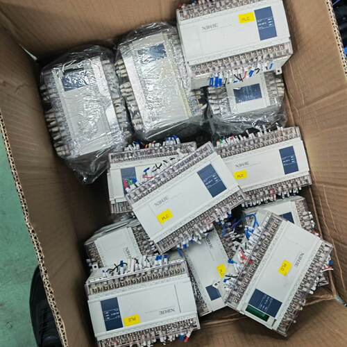 议价信捷PLC型号XC242TE库存30台成色新包可维修
