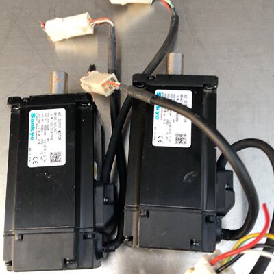 【询价】2只Sankyo三叶MH401N2LN07 400W电机 ，适用