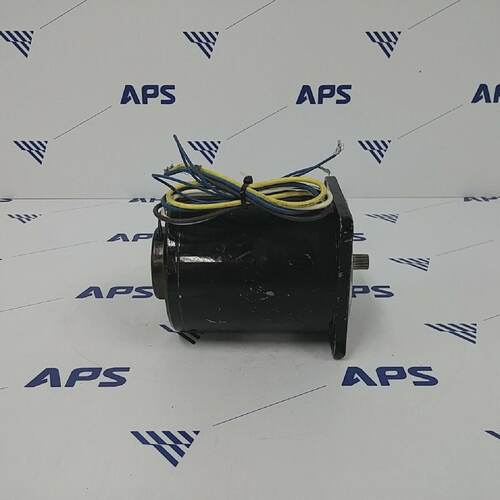4410301 ORIENTAL MOTOR 5IK40RGKA2 UNCLEAN MOTOR USEDFAST