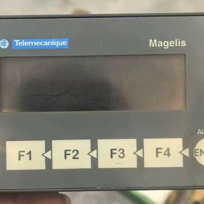 Telemecanique Magelis XBTN401议价