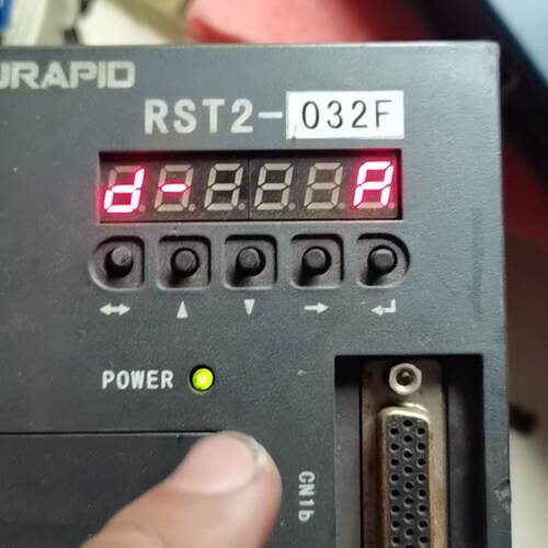询》RST2032通电显示正常实物图实价