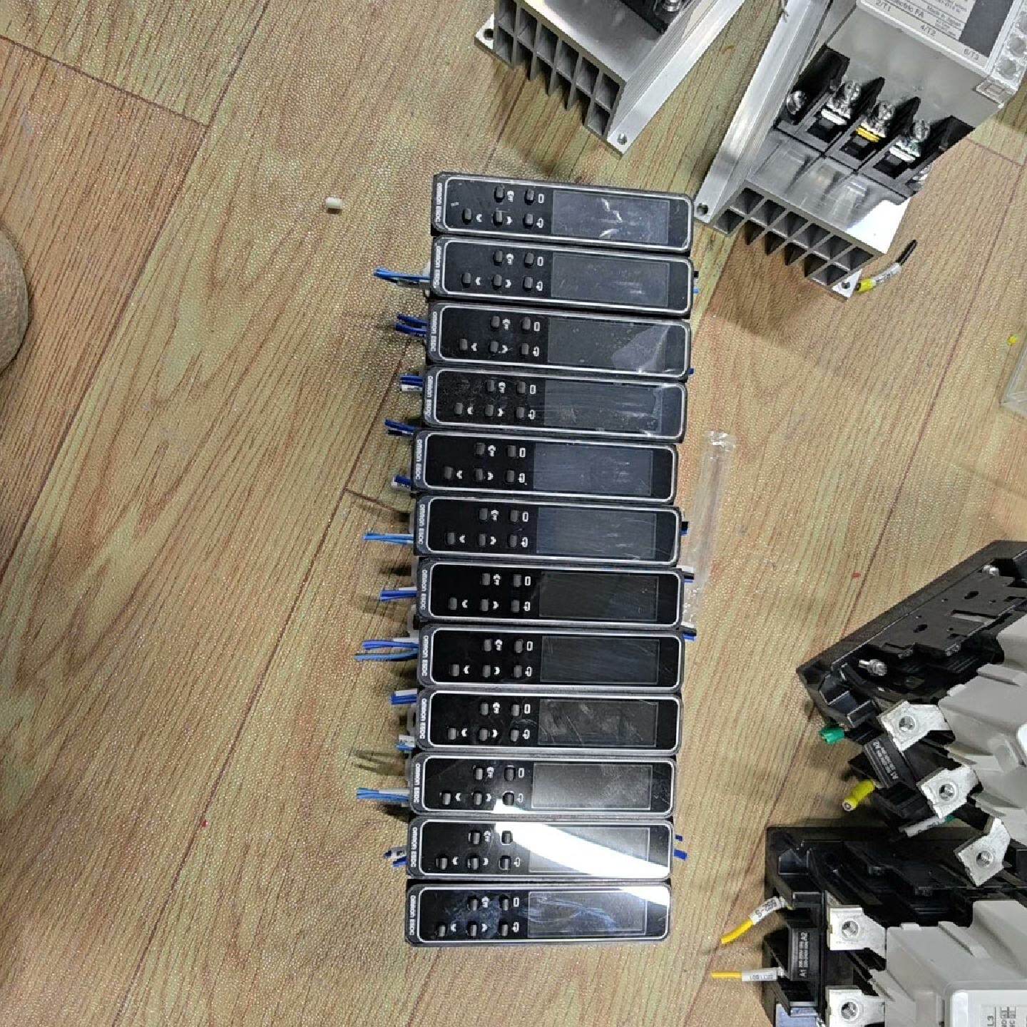 温控器E5DC-RX2ASM-800，实物实—议价