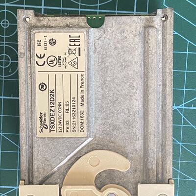议价TSXDEZ12D2K施耐德PLC开关量输入模块12点DC24V 全新现货
