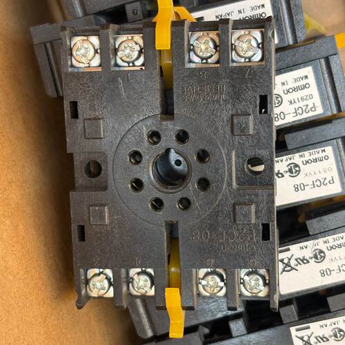 【议价-可维修】欧姆龙 P2CF-08 全新/二手均有货
