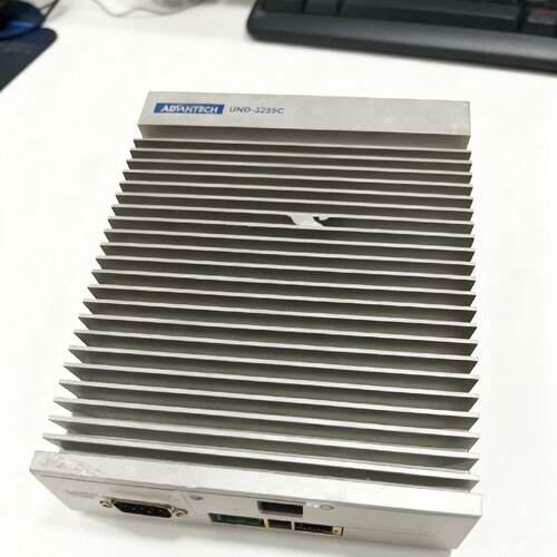 议价Advech Advech Uno3285C Industrial Control Host Original