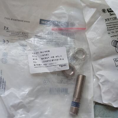 XS112B3PAM12 接近开关传感器 3只议价