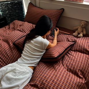 复古韩系新款 纯棉黑色蕾丝花边四件套柔软红格子被套床单三4件套