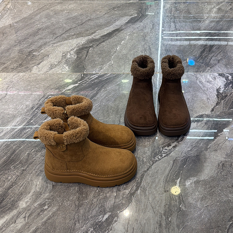 时尚百搭圆头显瘦棉鞋毛边马丁靴