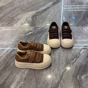 真皮厚底魔术贴板鞋女2025秋冬款娃娃头时尚休闲鞋增高显瘦乐福鞋