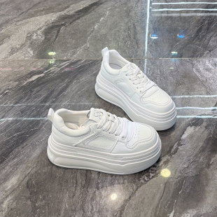 韩式小个子真皮厚底小白鞋女2026春新款超轻百搭松糕鞋显脚小板鞋