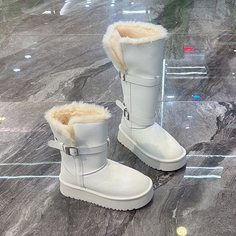 加厚羊毛白色雪地靴增高不累脚
