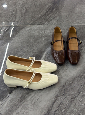 法式方头白色漆皮玛丽珍鞋女2026春新款一字带粗跟优雅百搭小皮鞋