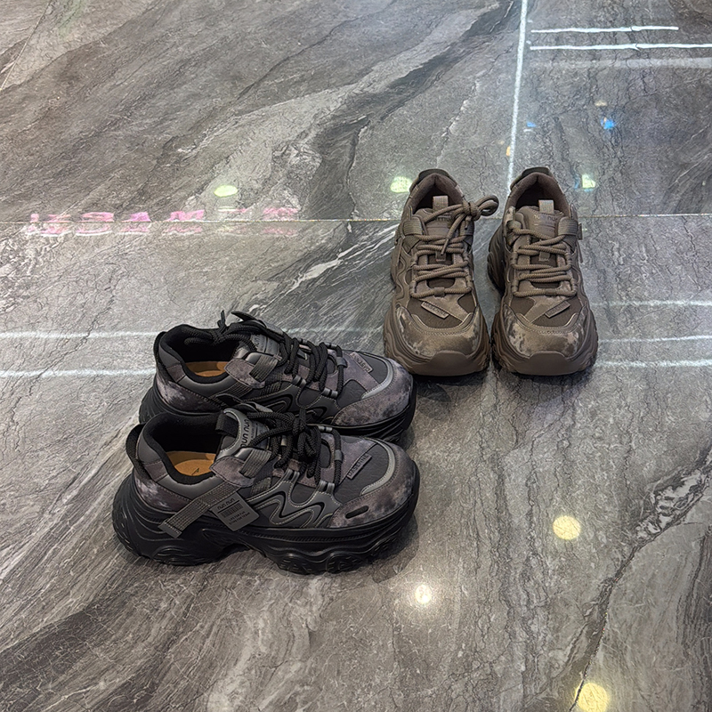 欧洲站~轻便防滑休闲鞋设计感