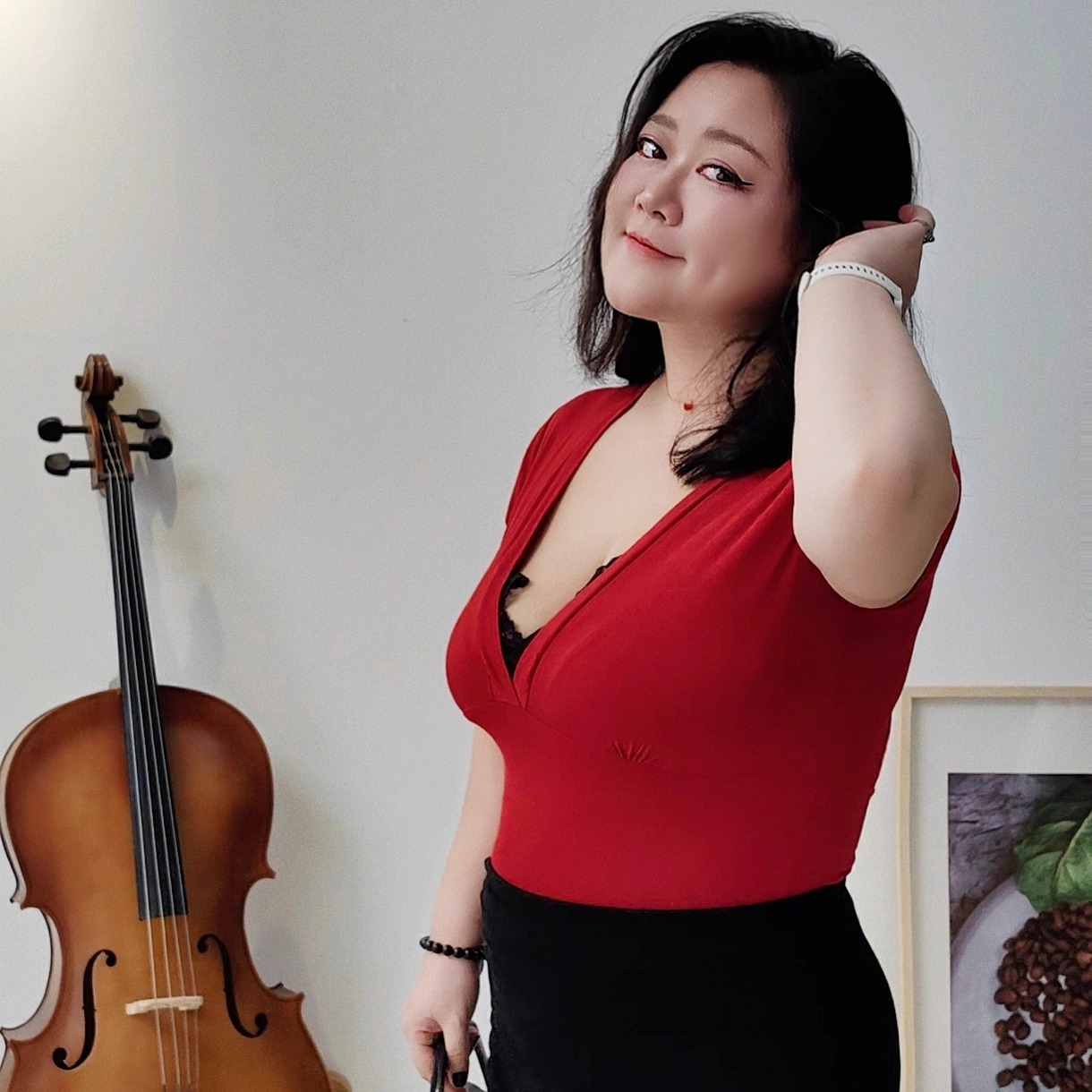 RoseLust美胸蕾丝边性感低胸上衣