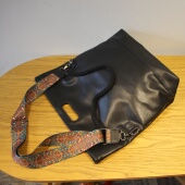 Three Box潮牌软皮男包斜挎托特大包文件包高级感慵懒风上班女包