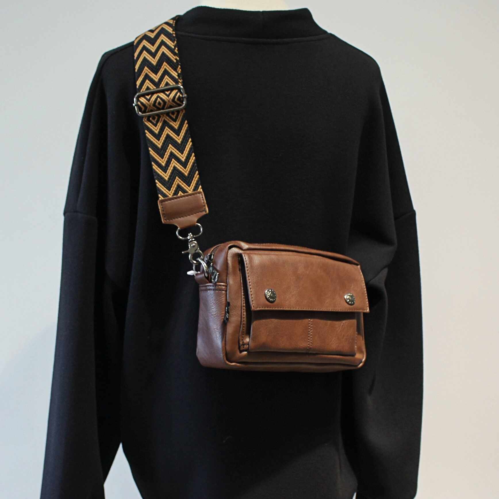 潮牌斜挎包新款时尚男女邮差小包户外街头小方包男包斜跨包手机包,箱包皮具/热销女包/男包,男士包袋,淘宝优惠券,粉丝福利购,淘宝优惠卷