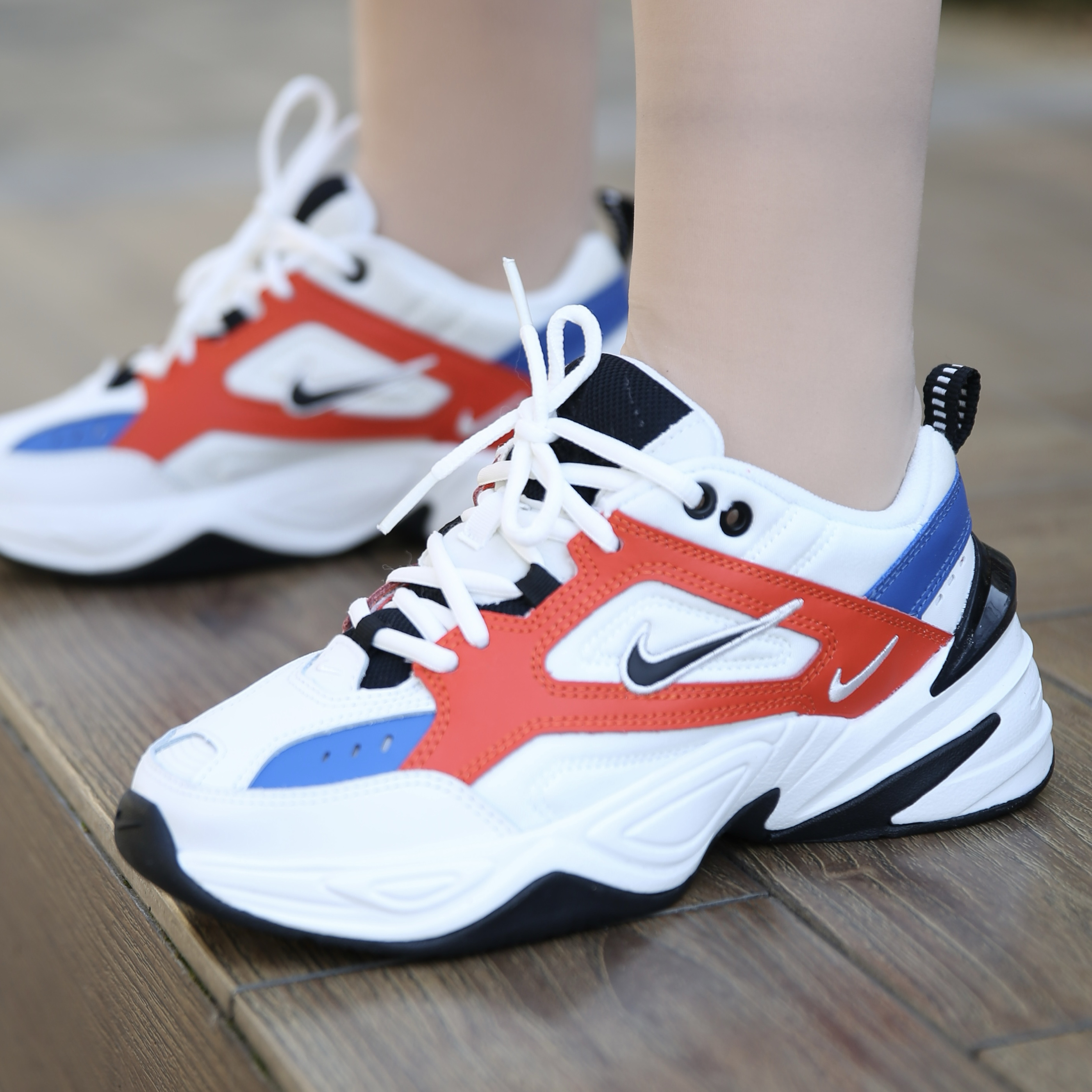 正品耐克气垫女子舒适时尚休闲鞋