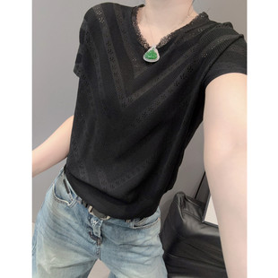 花边蕾丝V领短袖女冰丝针织衫独特洋气百搭宽松镂空小飞袖上衣夏v