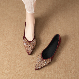 羊皮版红色水钻尖头浅口单鞋女2026春季新款轻奢气质配裙子新娘鞋