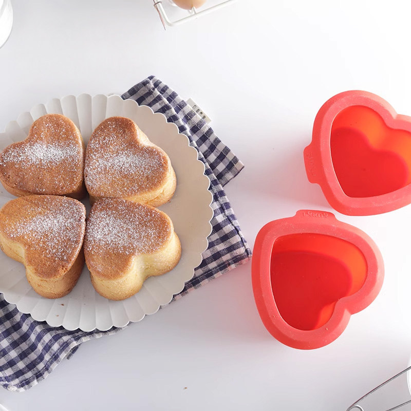 乐葵心形蛋糕模具硅胶烘焙模具红色2寸圆形家庭创意戚风蛋糕模具