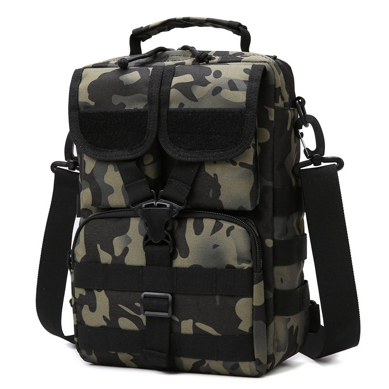 户外短途出行男士单肩斜挎包大容量军迷战术迷彩背包路亚钓鱼胸包