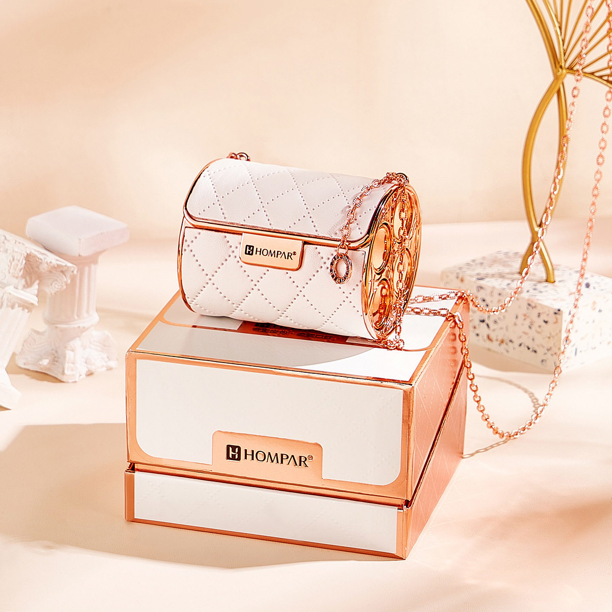 正品韩贝儿奢宠皮包柔雾口红丝绒雾面高档礼品盒四支皮革装套盒