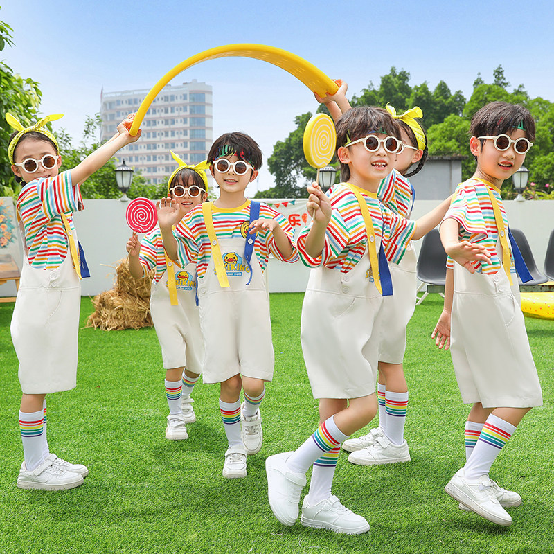 六一儿童演出服小黄鸭背带裤小学生校运动会表演班服装