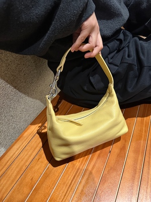 日韩简约牛皮锁扣hobo饭盒便当包