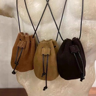 小福袋抽绳挂脖装饰包mini零钱包钥匙口红包单肩斜挎女包时尚百搭