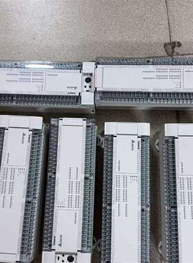 《议价商品》台达PLC，型号DVP64EH00T3，成色如