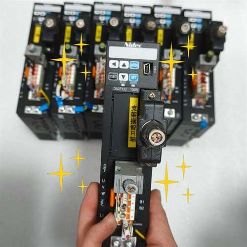 《议价商品》Nidec三协伺服驱动器DA2Z123，100W