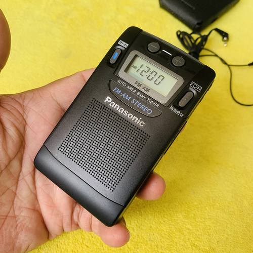 松下RF-HS70立体声收音机 库存未使用 国频 一把抓 小巧收音机